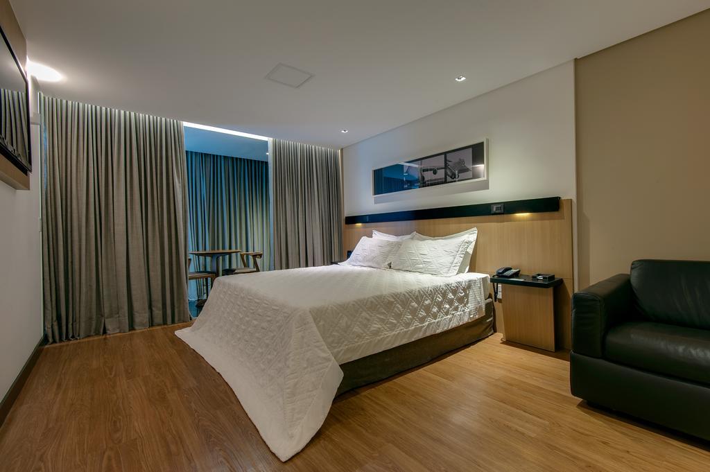 Denali Hotel Anapolis Bagian luar foto