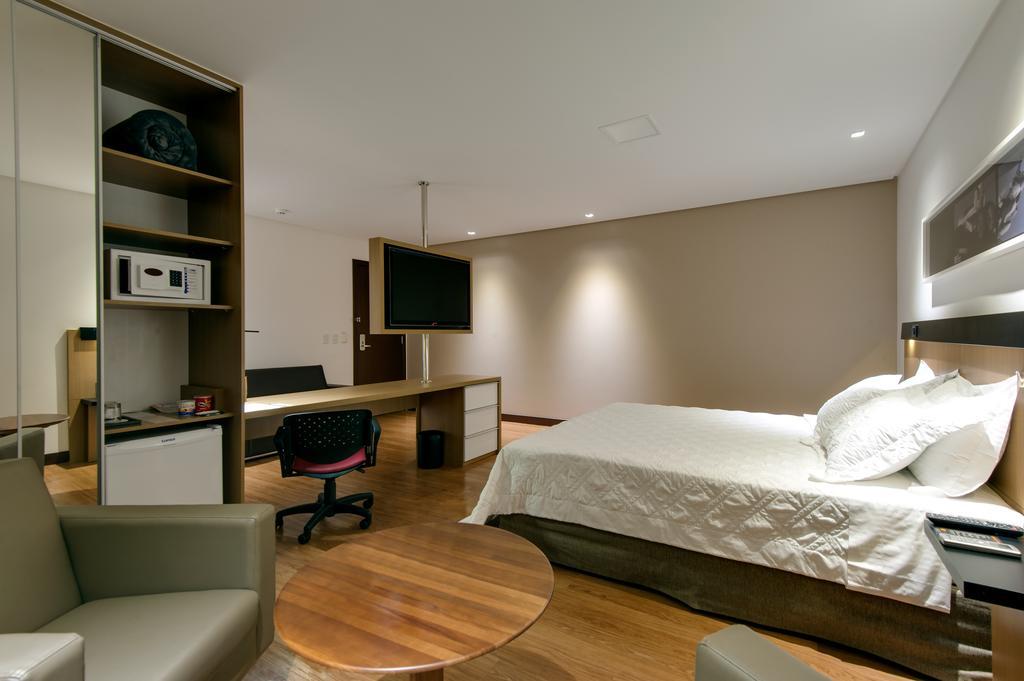 Denali Hotel Anapolis Bagian luar foto
