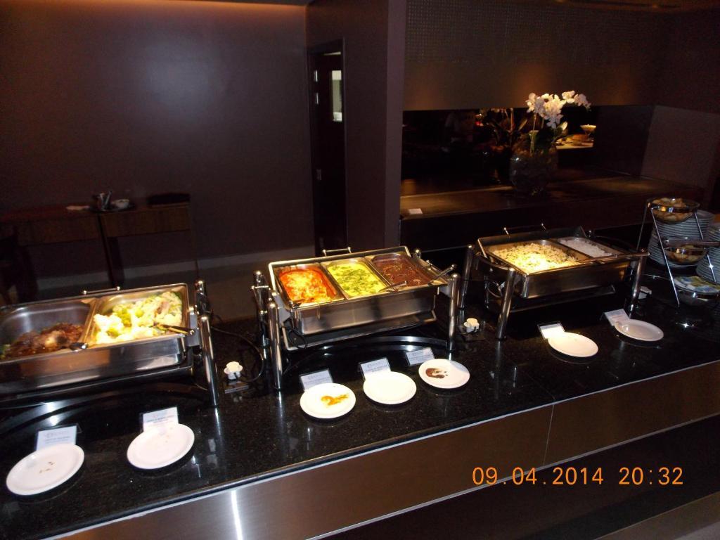 Denali Hotel Anapolis Bagian luar foto