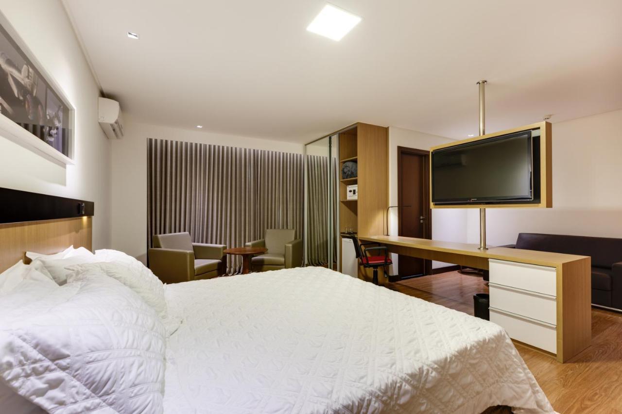 Denali Hotel Anapolis Bagian luar foto