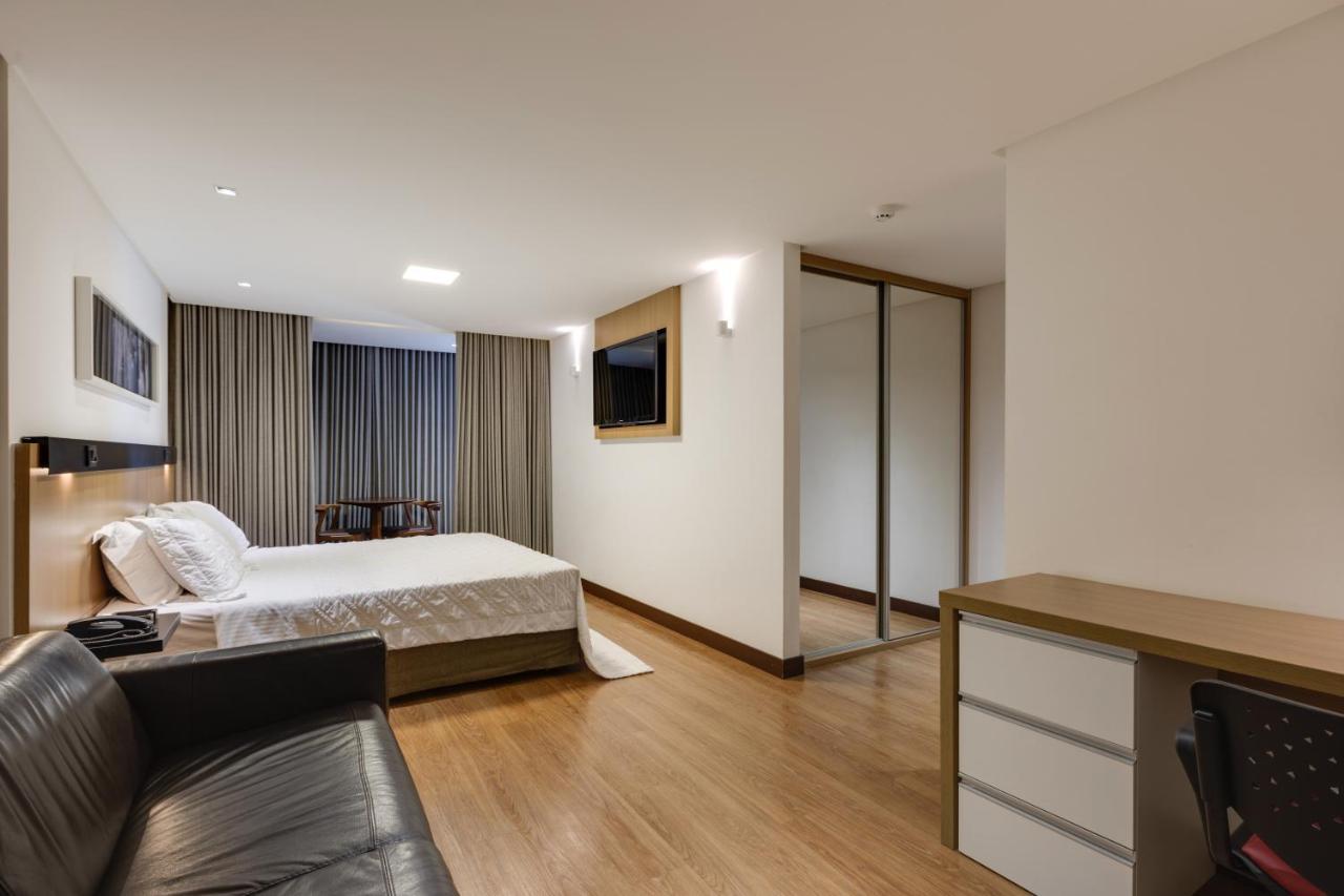 Denali Hotel Anapolis Bagian luar foto